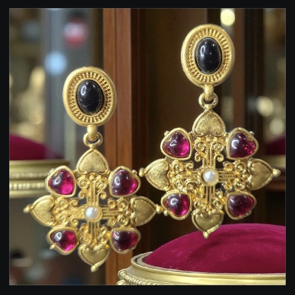 Etruscan Maltese Cross Heart Ruby Cabochon Pearl Onyx Dangle Earrings - Picture 1 of 4